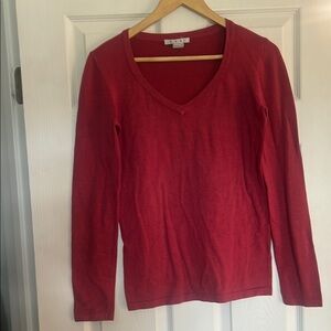 Women's Mulberry V-Neck Top